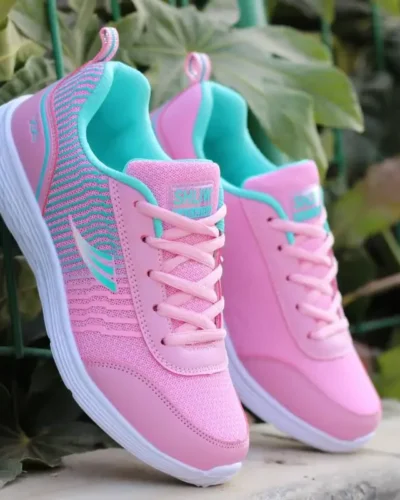 Spring and Autumn Ladies Daily Women's Shoes Casual Sports Korean Fashion Breathable Flat Bottom Running Light Travel Sneakers
