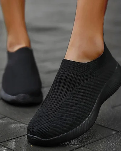 2024 New Fashion Sneakers For Women Casual Shoes Comfortable Soft Sneakers Women Slip On Sock Shoes For Women Ladies Flat Shoes