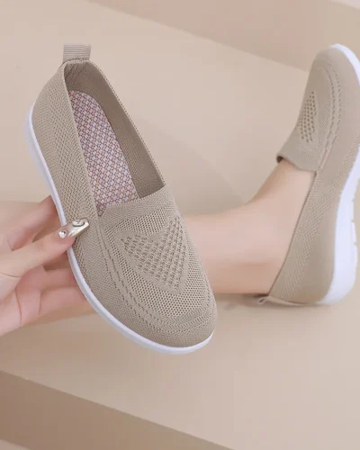 Spring and summer women's shoes, flat bottomed casual, comfortable and breathable, outdoor walking hollow flat shoes loafers