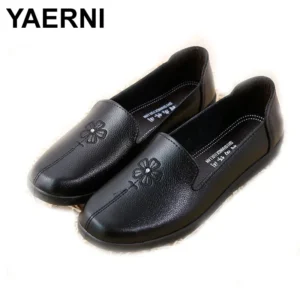 YAERNINew autumn pu leather women moccasins flat shoes embroidered moms flat shoes ballerina shoes casual shallow boat soft shoe
