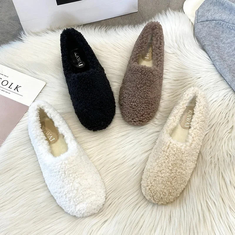Luxury Lambwool Moccasins Femme Winter Cotton Shoe Women Warm Plush Loafers Comfy Curly Sheep Fur Flats Woman Large Size 40-43