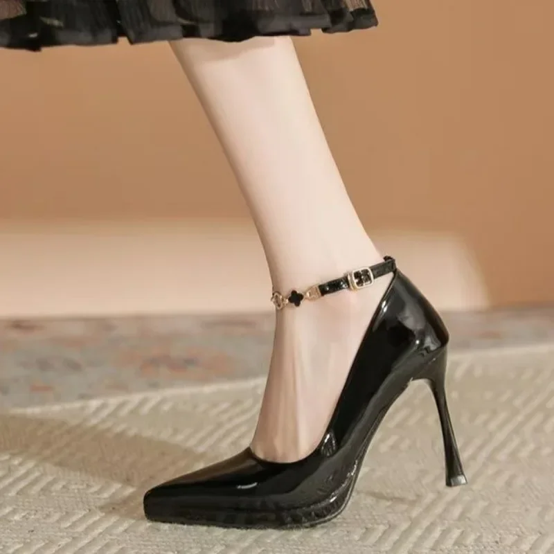 2025Autumn New Stiletto High Heels Women's Pointed Head Shallow Mouth Metal Chain Anti-slip Wear-resistant Single Shoes - Image 5