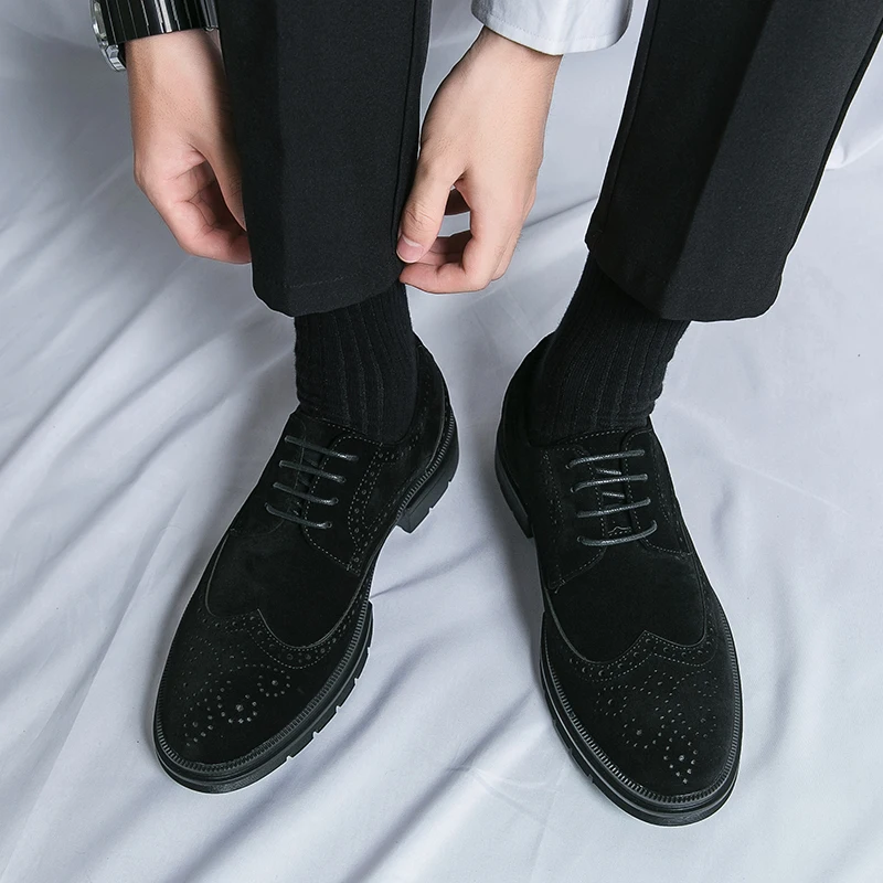 Men Oxford Shoes Comfort Suede Leather Shoes Vintage Slip-on Classic Casual Men Solid Color Shoes Wedding Male Lightweight Shoes - Image 4