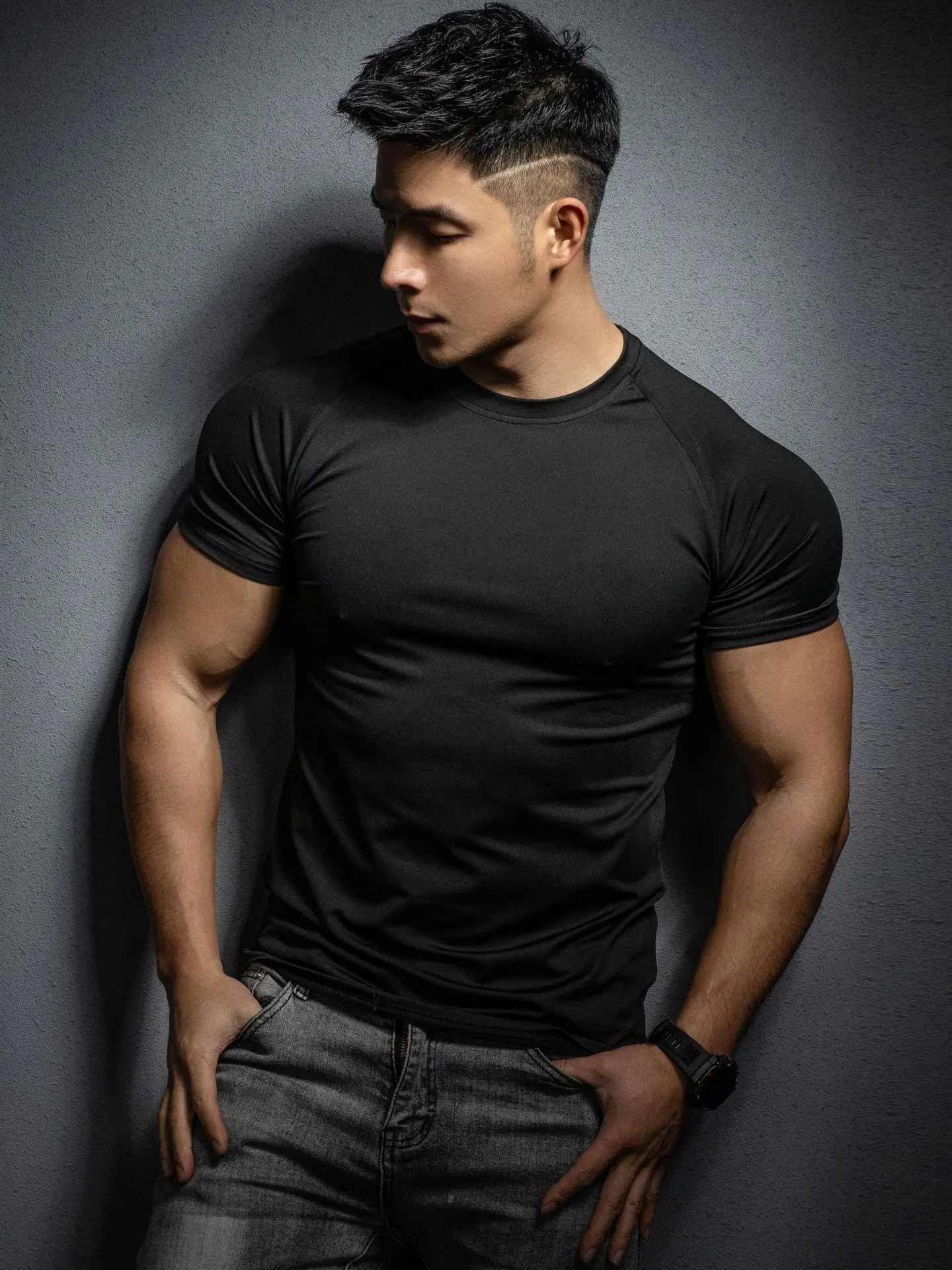 2024 New men's T-shirt Sports leisure running gym exercise training elastic quick drying short sleeve T-shirt men's top - Image 4