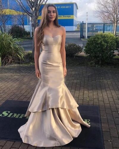 Elegant Champagne Mermaid Prom Dress | Sweetheart Neckline Tiered Skirt Long Formal Evening Party Gown
