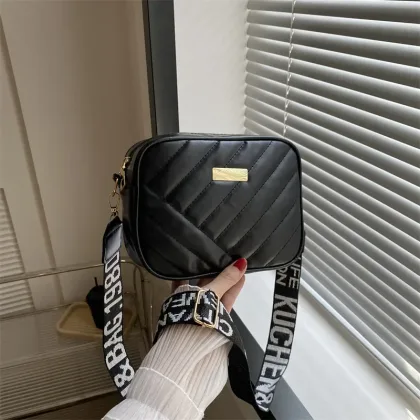 Fashion Women's Small Crossbody Bag PU Leather Messenger Bags Zipper Handbags Luxury Designer Purse Summer Travel Bag for Female