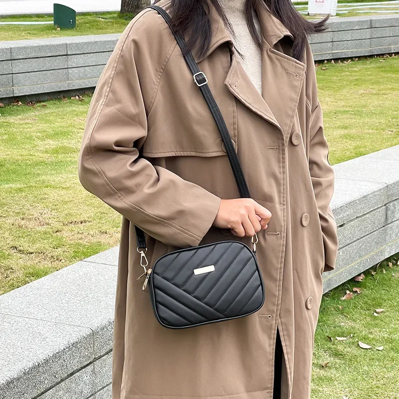 Fashion Women's Small Crossbody Bag PU Leather Messenger Bags Zipper Handbags Luxury Designer Purse Summer Travel Bag for Female - Image 3
