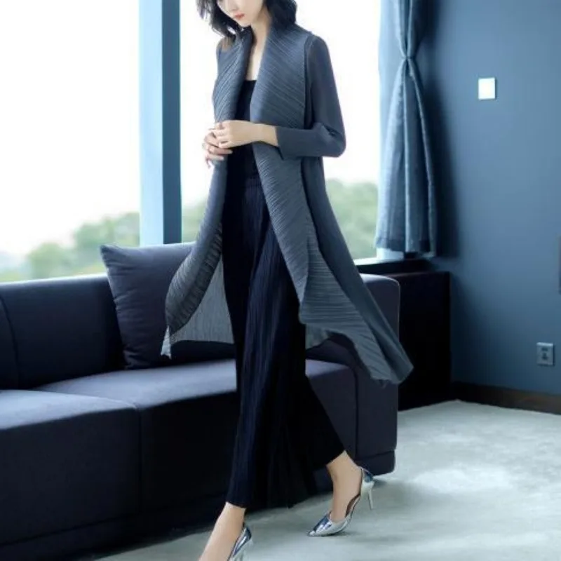 Luxury Pleated Coat New Turn Down Collar Long Sleeve Mid-length Trench Coat Oversized Windbreaker Cardigan High-end Chic Jackets - Image 4