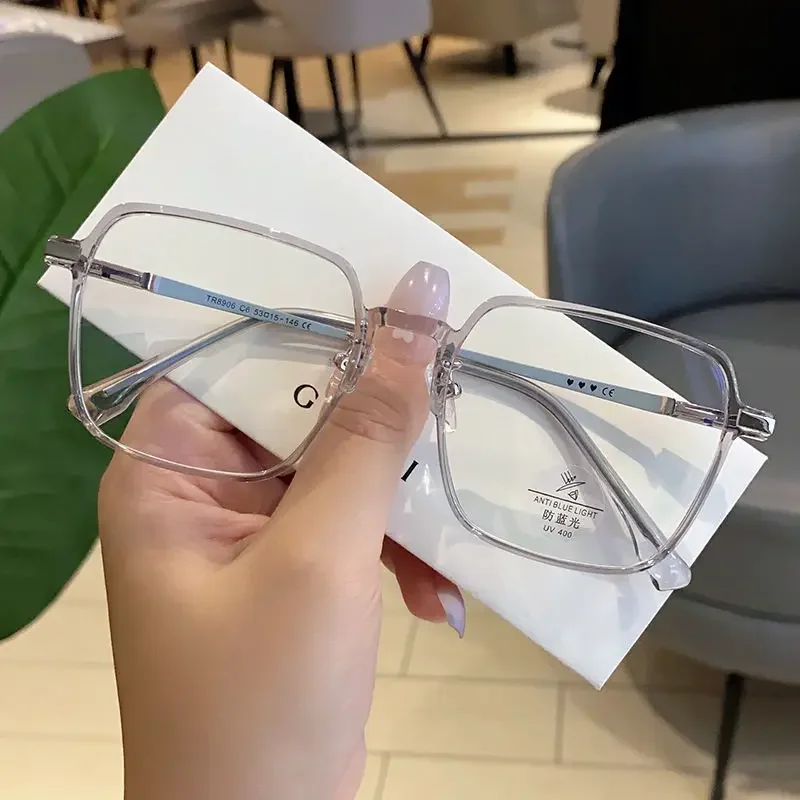 Trendy Fashionable Reading Glasses Women Anti Blue Light Presbyopia Eyewear High-definition Unisex Transparent Frame Eyeglasses - Image 4