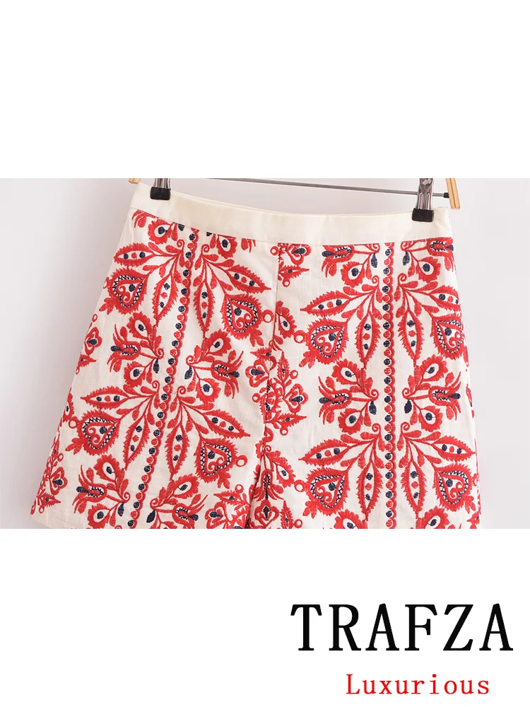 TRAFZA Vintage Casual Chic Women Shorts Embroidery Paisley Zipper Loose Shorts New Fashion 2024 Autmn Streetwear Shorts - Image 2