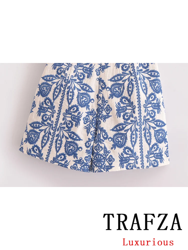 TRAFZA Vintage Casual Chic Women Shorts Embroidery Paisley Zipper Loose Shorts New Fashion 2024 Autmn Streetwear Shorts - Image 4