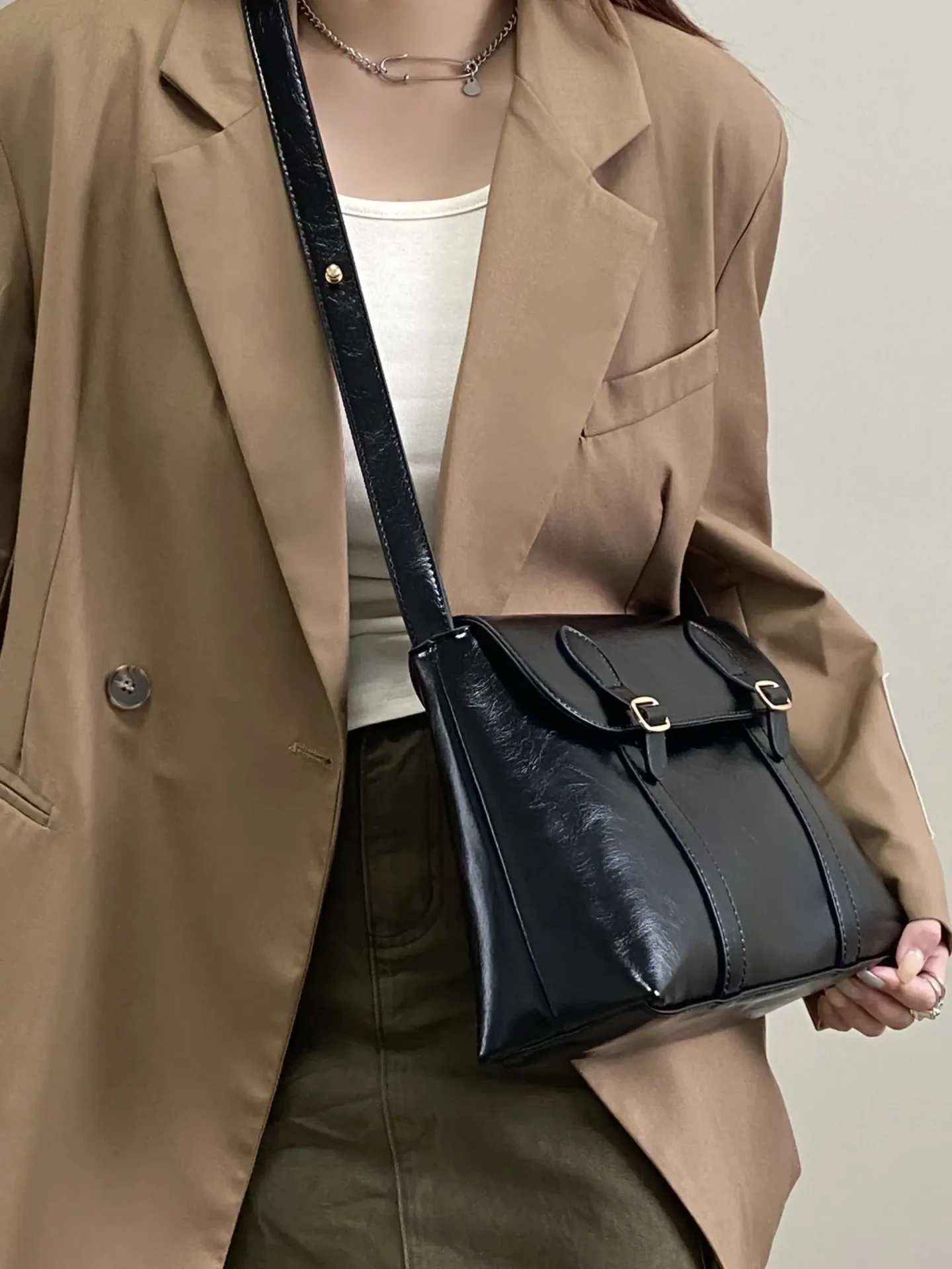 Vintage Women's Shoulder Bag Large Capacity Ladies Tote Purse Handbags Pu Leather Female Messenger Bags College Girls Book Bag - Image 2