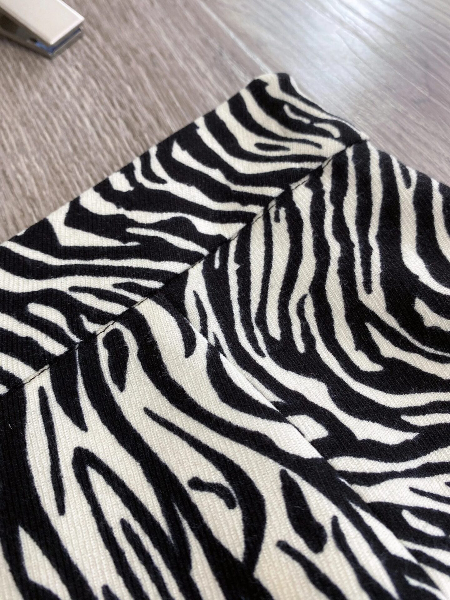 Msfancy Zebra Striped Skirt Women High Waist A Line Midi Skirt Korean Fashion - Image 2